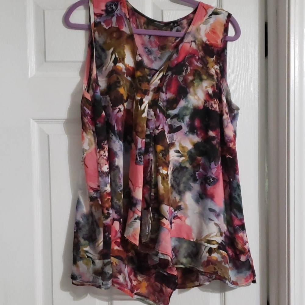 Sleeveless multi colored blouse